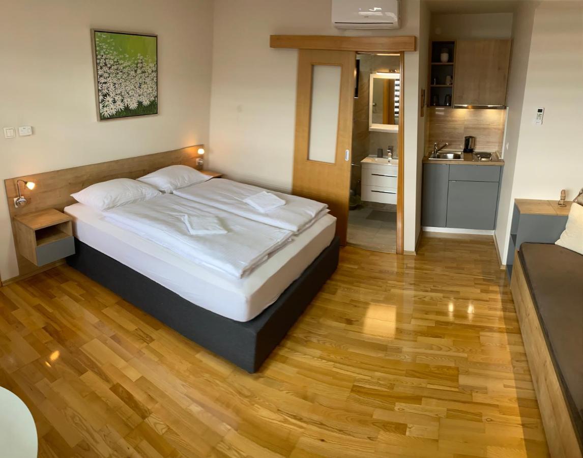 Apartment House Mael 塞拉耶佛 外观 照片